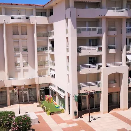 Les Pins Bleus Apartman