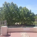 Les Pins Bleus Appartement *