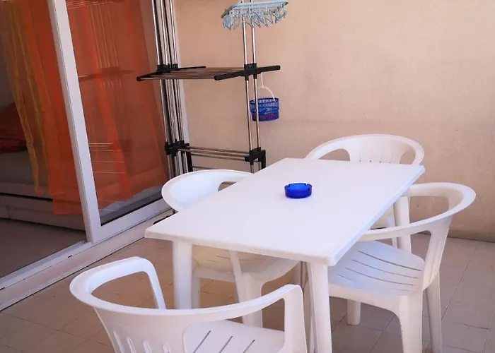 Les Pins Bleus * Juan-les-Pins