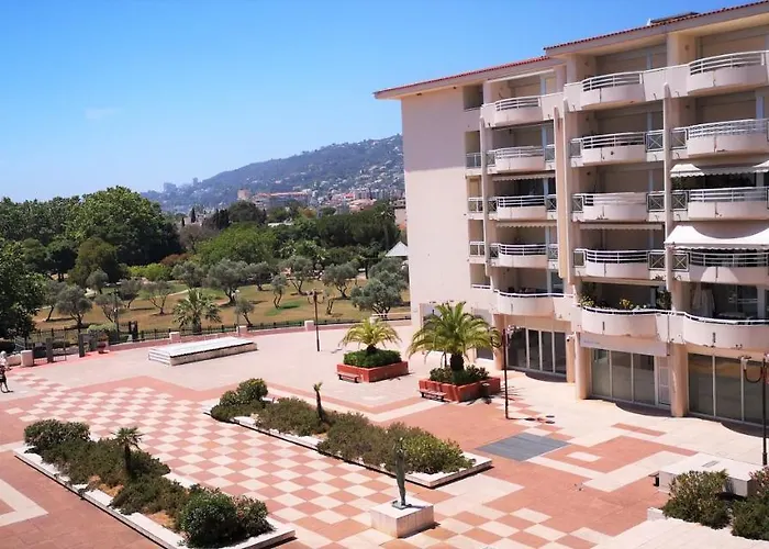 Apartment Les Pins Bleus Juan-les-Pins